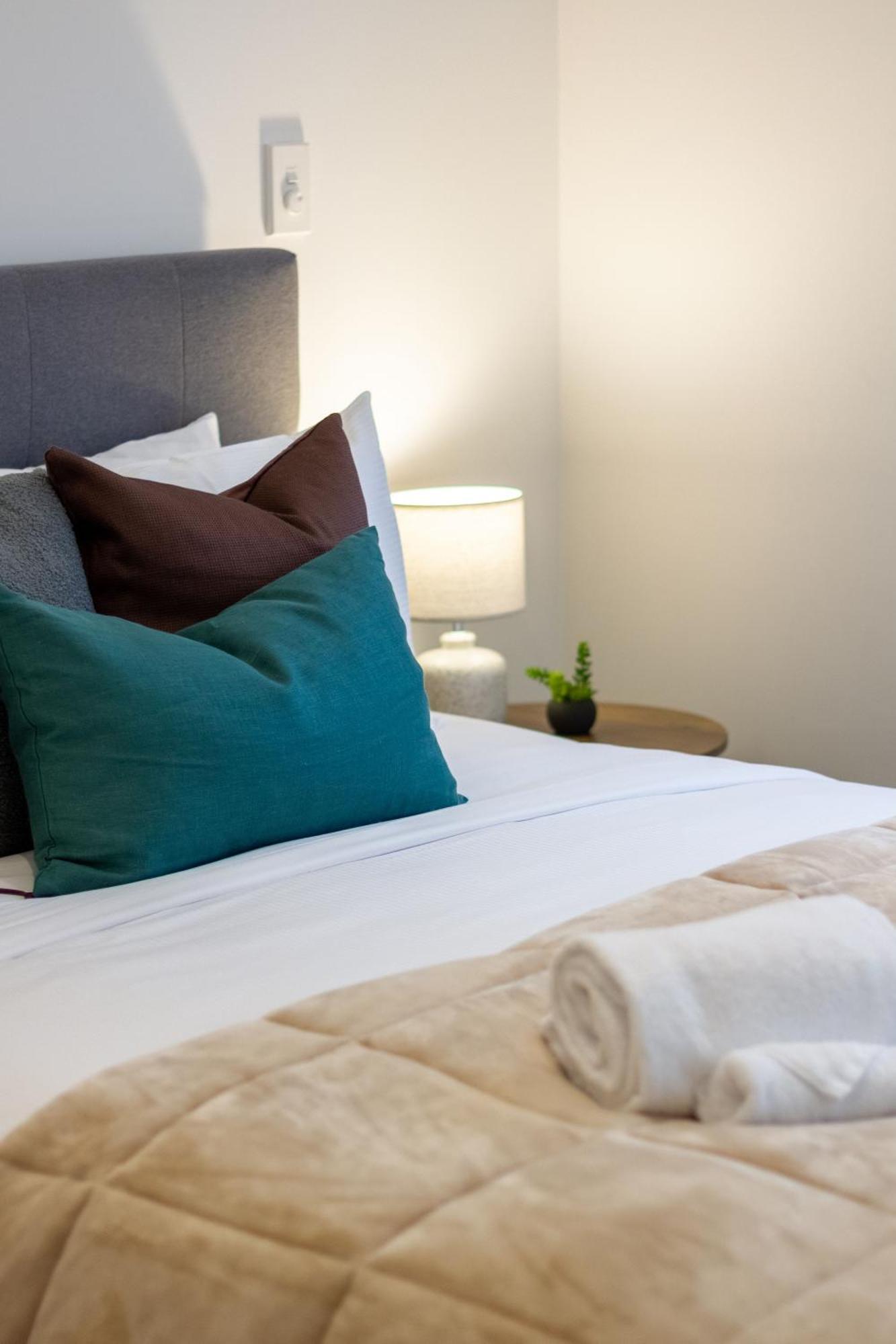 Executive Suite On Lichfield Street - 2 Bed 2 Bath Christchurch Kültér fotó
