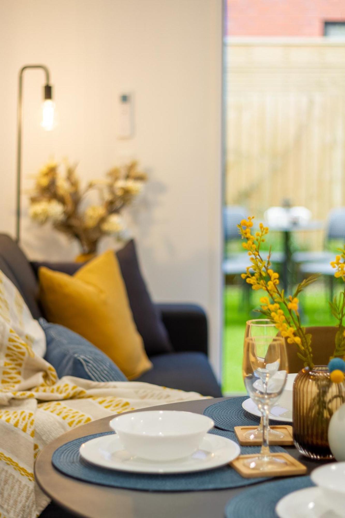 Executive Suite On Lichfield Street - 2 Bed 2 Bath Christchurch Kültér fotó