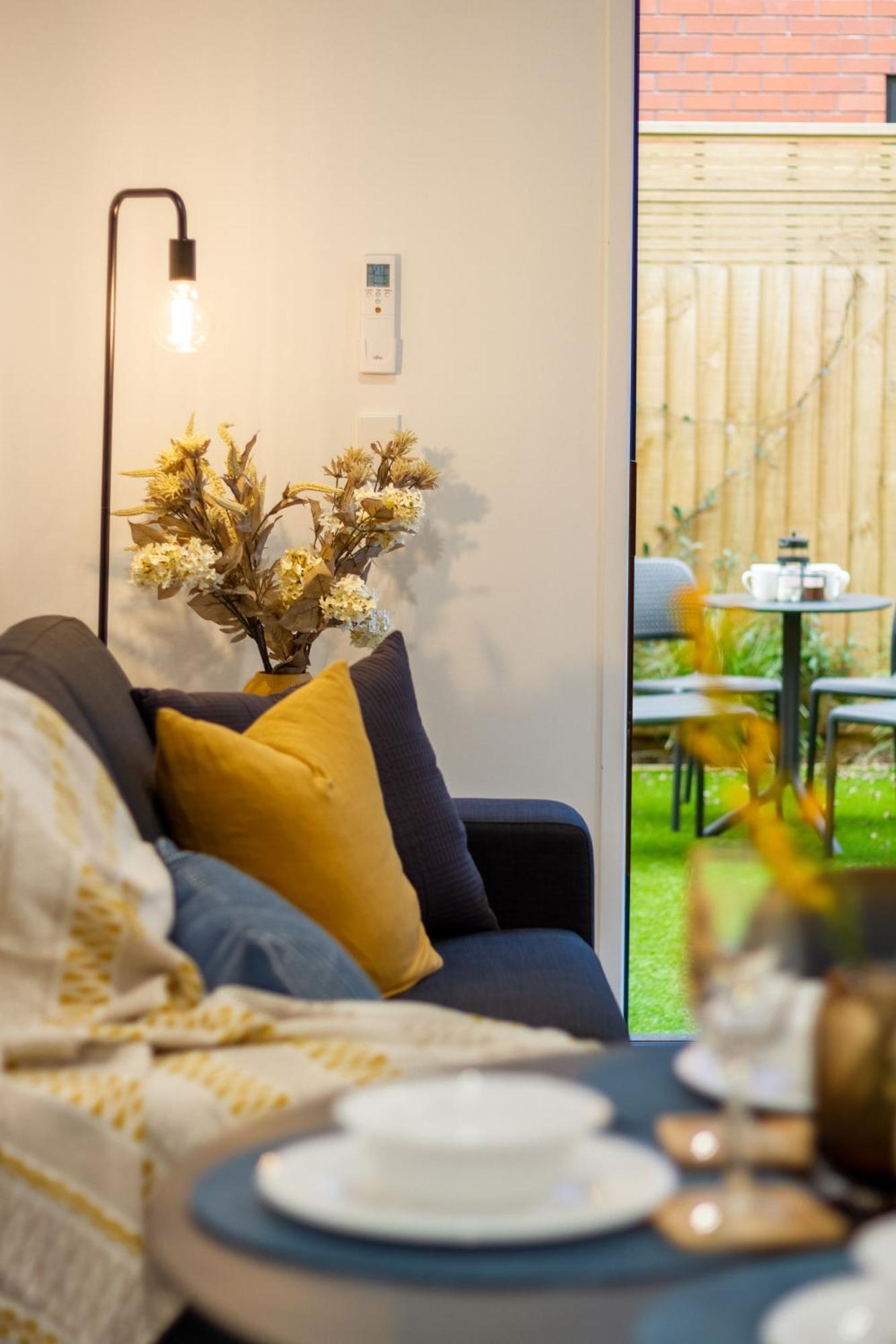 Executive Suite On Lichfield Street - 2 Bed 2 Bath Christchurch Kültér fotó