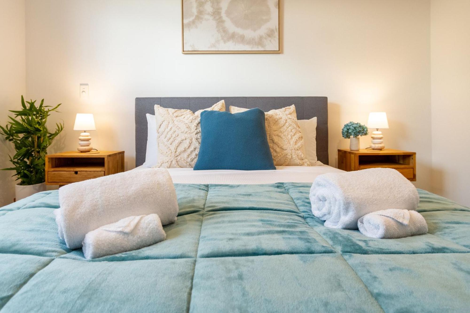 Executive Suite On Lichfield Street - 2 Bed 2 Bath Christchurch Kültér fotó